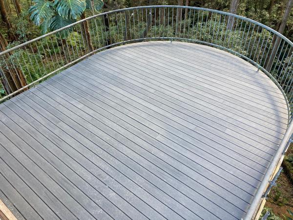 Deck 4